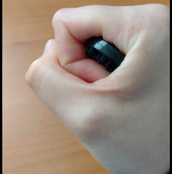 Thumb 4